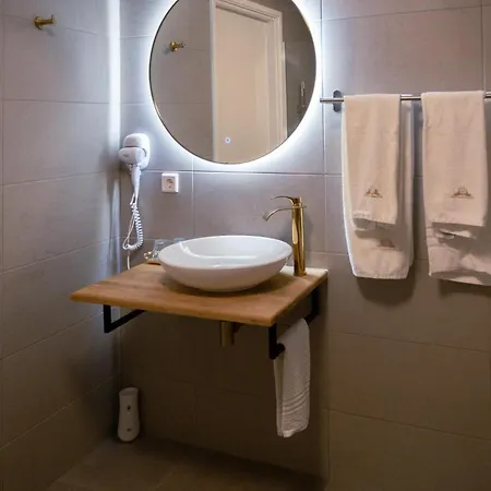 Hotel The Velvet